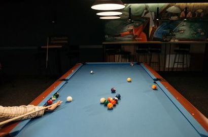 game bài di động Debet
